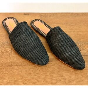 NWOT Bulibasha Black Woven Raffia Pointed Toe Mule Flats EU 39 8.5 Boho Resort